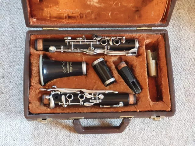 Nice wooden Bb Clarinet "Roland Meinl Czech Republik"  ALBERT System, 4 rings