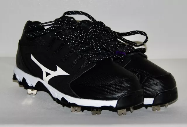 NWOB Mizuno Women's Black 9-Spike Swift 6 Softball Metal Cleats 6  7 7.5 8 8.5