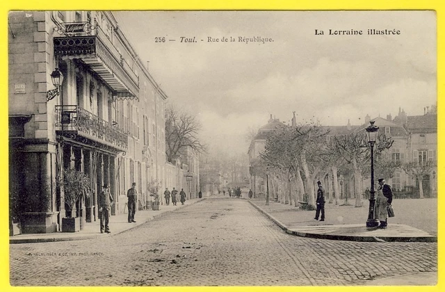 cpa La Lorraine Illustrée 54 - TOUL (Meurthe and Moselle) Rue de la République
