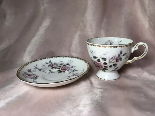 Royal Tuscan  Fine English Bone China Tea Set Made In England 3