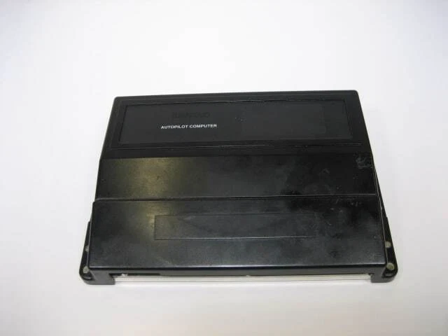 Simrad//Robertson-J300x Boat Autopilot Computer/Free Shipping-90 Day Warranty! Simrad//Robertson-J300x Boat Autopilot Computer/Free Shipping-90 Day Warranty!