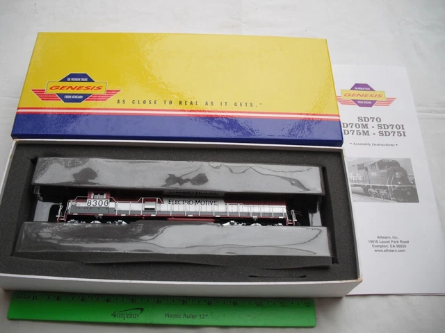 WRONG BOX Genesis SD70 SD-70,DCC Sound,Electro-Motive,Diesel Locomotive,HO Scale WRONG BOX Genesis SD70 SD-70,DCC Sound,Electro-Motive,Diesel Locomotive,HO Scale