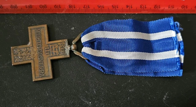 Vittorio Emanuele Iiimedaglia Croce Al Merito Di Guerra 