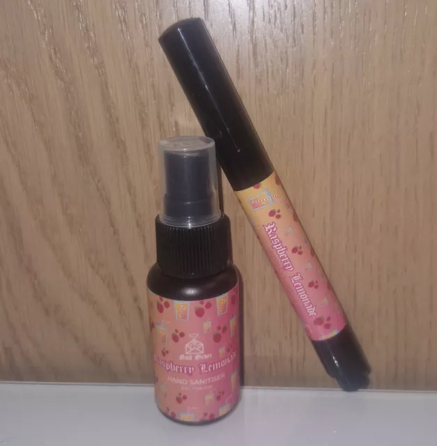 Olio per cuticole ordine unghie e spray santiser mano