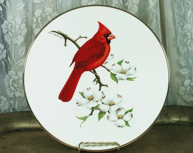 Avon 1974 Cardinal Plate North American Songbird by Artist Don Eckelberry