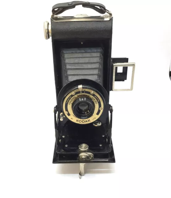 KODAK 1930s Model  1 "FOLDING BROWNIE SIX-20'' Camera With Kodette BI Shutter