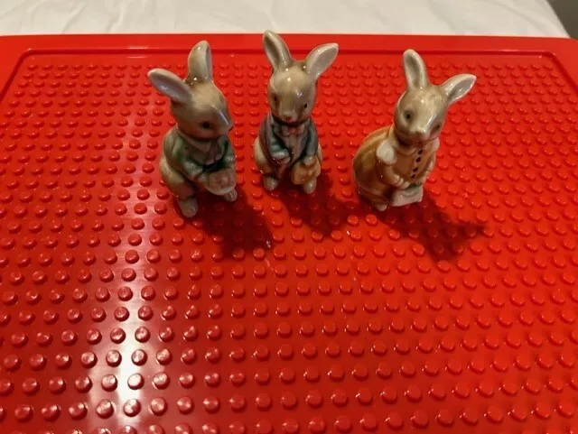 set of 3 very old rabbits poss antique in excellent condition see pic