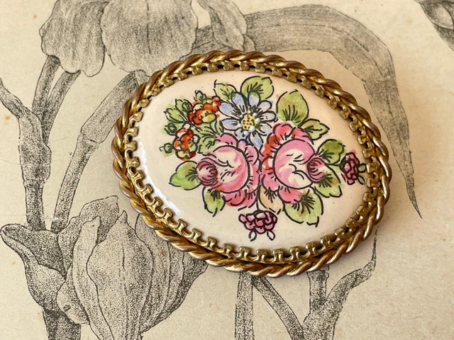 BROCHE ANCIENNE EN laiton- forme fleur vintage EUR 10,00 - FR
