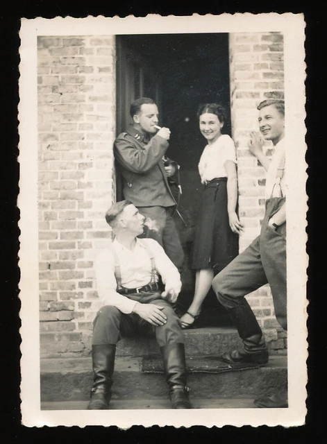 FOTO DEUTSCHE Soldaten in Ribeaucourt Frankreich Somme 2.WK EUR 10