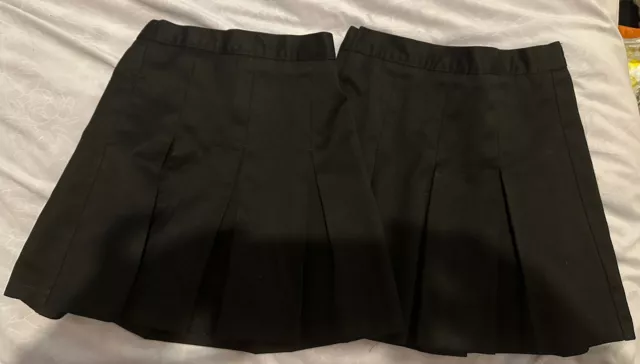 Black Marks And Spencer’s Girls Pleated School Skirt X2 Age 6 Years. With Pocket