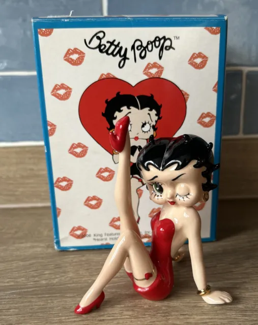 C&S Betty Boop Figure 6” Strike A Pose 2005 King Features Boxed 91010