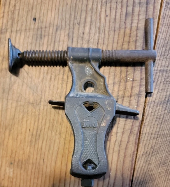 Antique Cast Iron Wood Clamp Threaded End Bar Clamp Sash Clamp Head No 1   1880