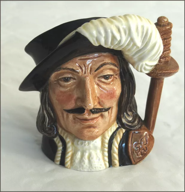 Ceramique  Anglaise   "Pichet  Athos Mousquetaire  "  Royal Doulton