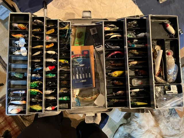 Umco Tackle Box Model 100S  (Full/Loaded) Bass fishing lures. Lot # 144