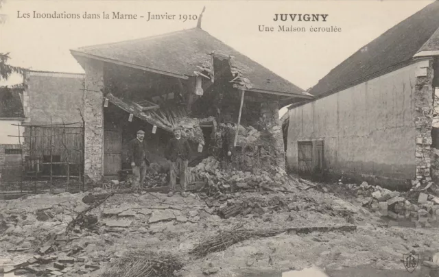 CPA 51 Les Flundations dans la Marne JUVIGNY A collapsed house
