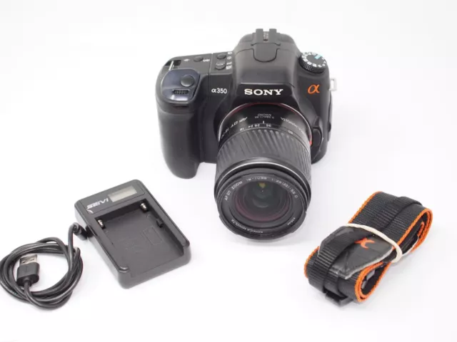 Sony Alpha A350 DSLR Camera with Konica/Minolta 18-70mm Lens
