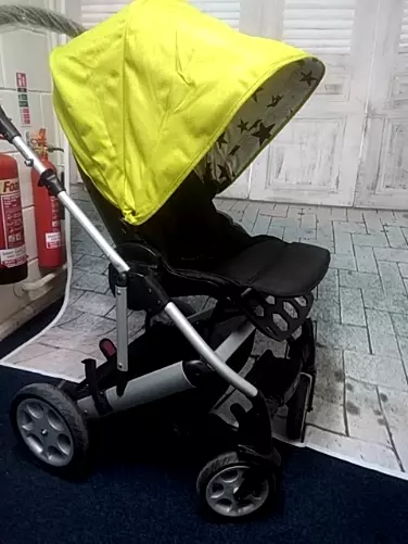 Mamas & Papas Baby Pushchair Pram Stroller Single Seat - Sola Black Yellow