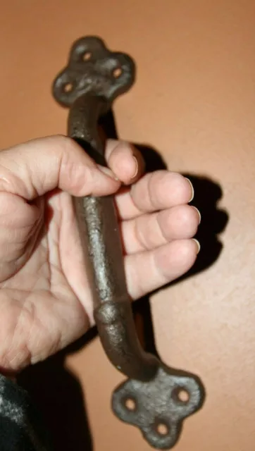 Large Americana Gate Door Pull Heavy Cast Iron 8 7/8 inch, Clover End HW-101