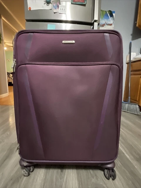Samsonite Large suitcase with wheels