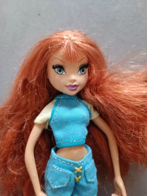 poupée winx club doll bloom mattel season 1