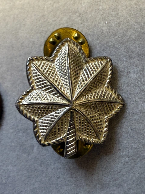 VINTAGE US MILITARY Lieutenant Colonel Rank Silver Oak Leaf Lapel Pin ...