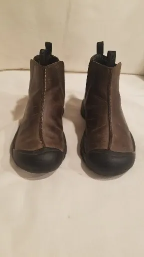 KEEN Womans Brown Leather Ankle Boot Size 7