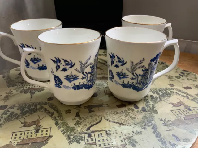 4 x burlington bone china willow pattern mugs blue and white