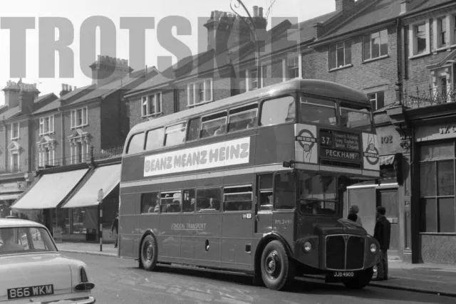 Größeres negatives London Transport AEC Routemaster PR RML2490 JJD490D c1960s