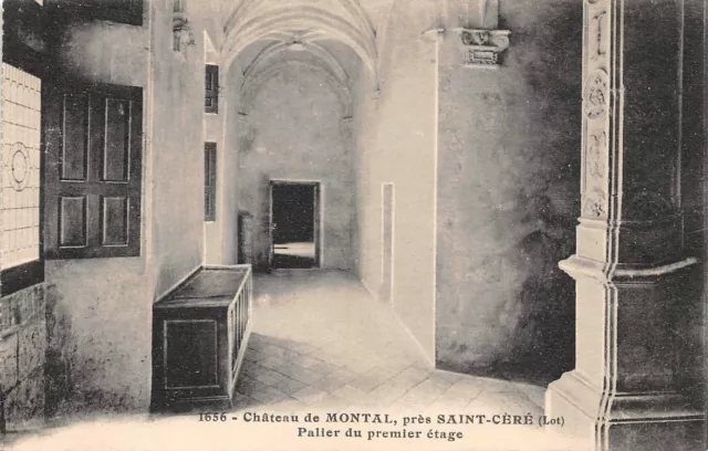 Château de Montal près de Saint Céré - Pallier du premier étage