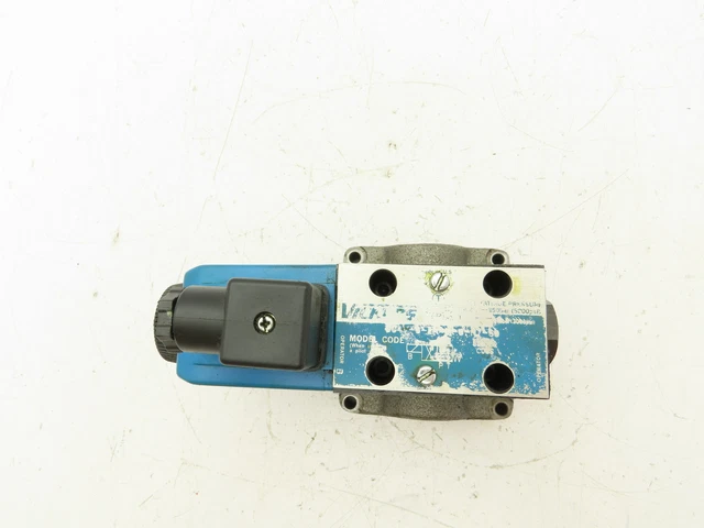 Vickers DG4V-3-2A-M-U-H-7-60 Directional Valve w/4-Port D03 Hydraulic Manifold
