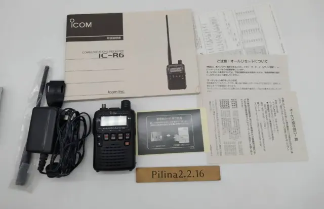 ICOM IC-R6 Wide Band 0.100-1309.995MHz UNBLOCKED Communication Handy Receiver
