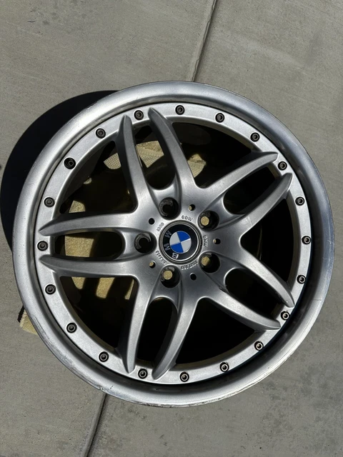BMW E46 OEM Cromodora Style 71 18x8.5 Rear Wheel Rim BMW E46 OEM Cromodora Style 71 18x8.5 Rear Wheel Rim