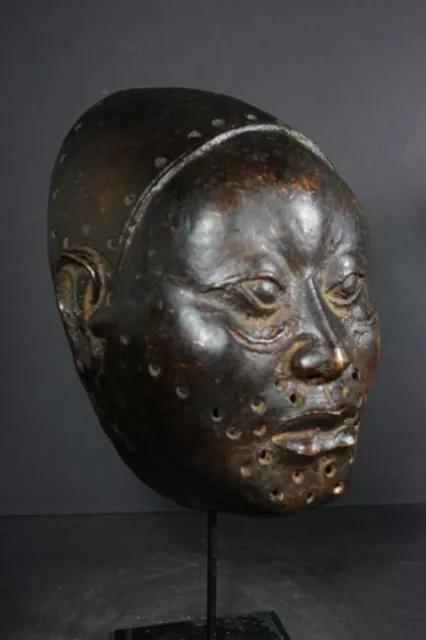 African Bronze IFE King Mask, OBALUFON - YORUBA Nigeria TRIBAL ART CRAFTS