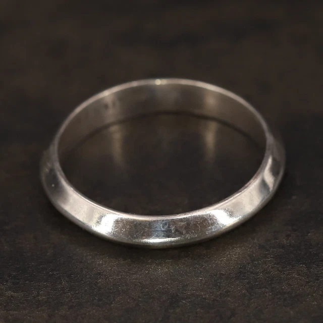VTG Sterling Silver - MEXICO TAXCO 4mm Carinated Band Ring Size 8.5 - 2.5g