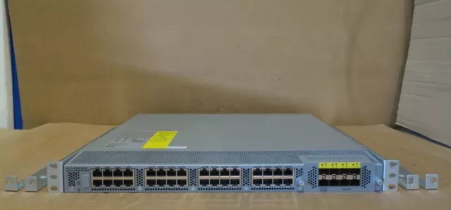 CISCO Nexus N2K-C2232TM-E-10GE 32 Port Fabric Extender 8 SFP+ N2K-M2800P