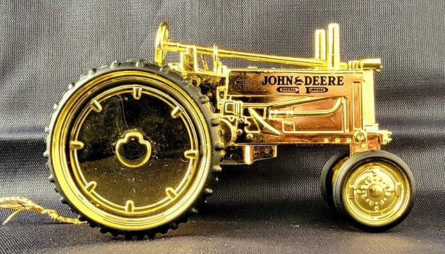 John Deere Tractor Ornament (Gold) Color
