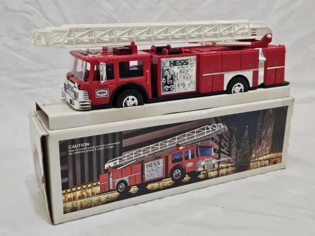 1986 Hess Gasoline Fire Engine Truck Bank Firetruck w/ Ladder with Original Box 2