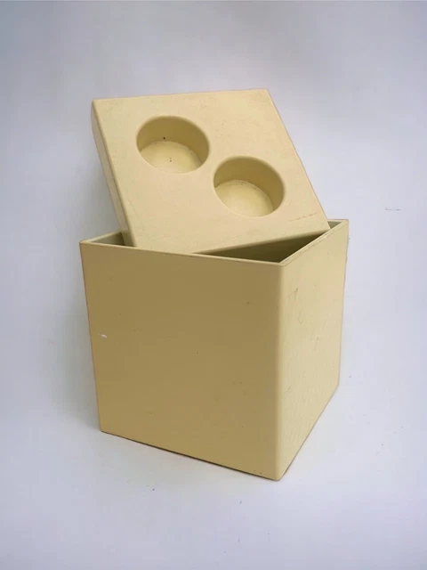 portagioie di Design di Mario Hasuike per Gedy, in materiale plastico
