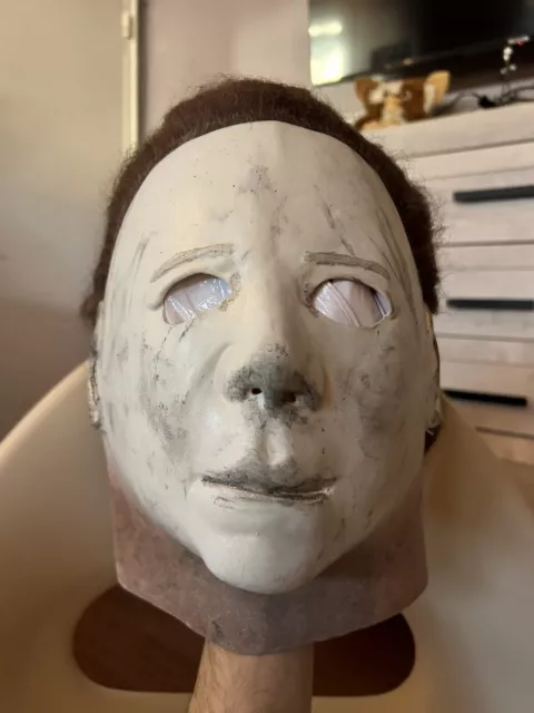 Michael Myers Halloween 2 II Mask Deluxe Officially Licensed Trick or Treat
