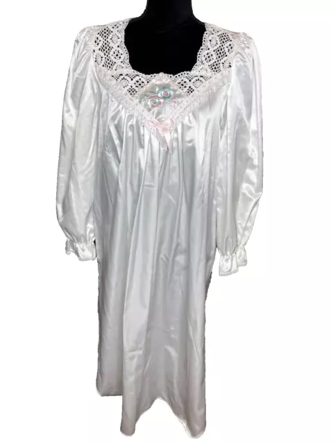 VTG 80S NICOLE white Satin lace Long nightgown flannel inside Small ...