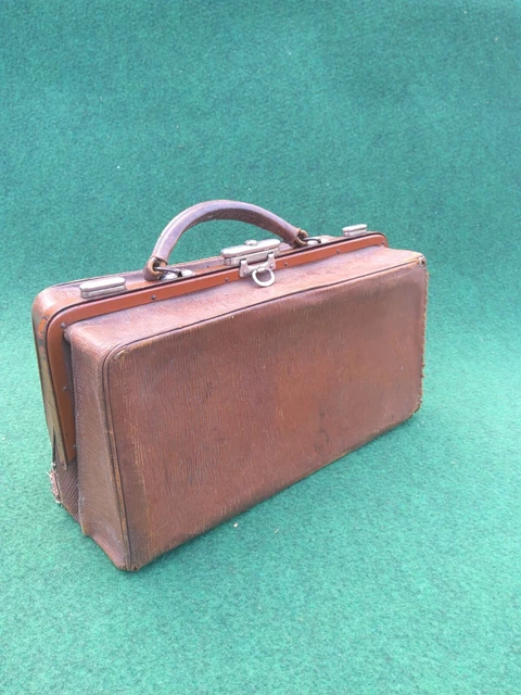 ANCIEN SAC, MALETTE DE VOYAGE, SACOCHE DE DOCTEUR,DE MÉDECIN, EN CUIR  Vintage