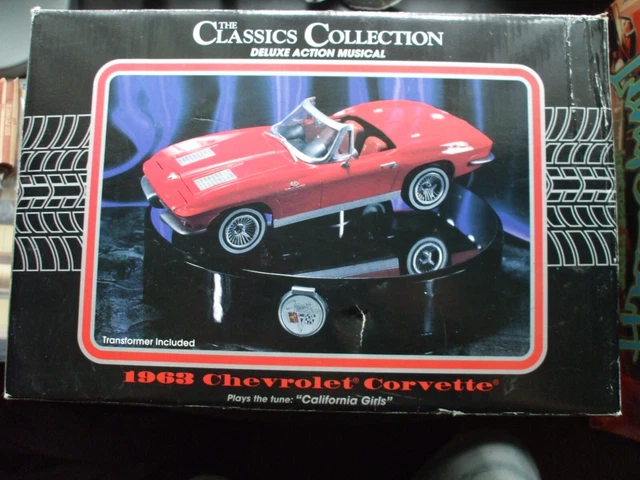 VINTAGE BLUE WHITE Chevrolet Corvette Convertible Ceramic Enesco