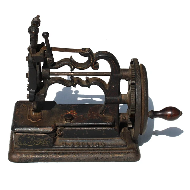 ANCIENNE MACHINE À coudre de collection en fonte 19 éme EUR 390,00 - FR