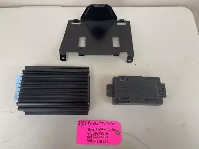 02 Porsche 996TT OEM Bose Stéréo Radio Ampli Ampère 99664533800 01-05 69K