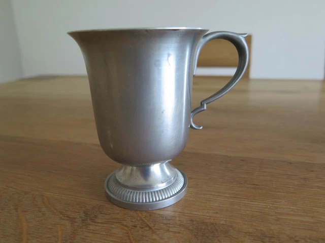 Les Etans De Pars Vntage Pewter Porrnger / Food Photography / Props