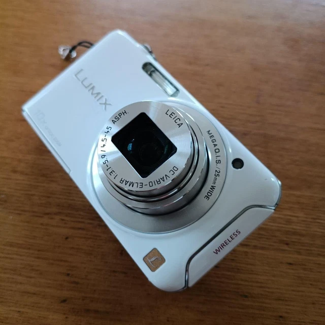 Panasonic LUMIX SZ5 ホワイト PANASONIC LUMIX DMC-SZ5 White Compact Digital Camera [No English