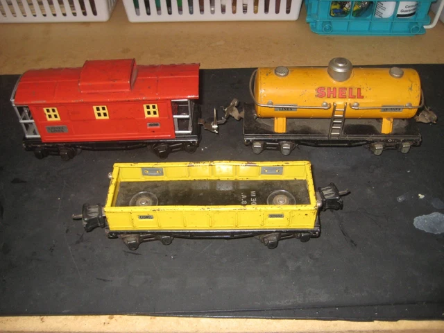 Lot Of 3 Vintage Pre War Lionel Lines Shell Tanker, Gondola Caboose Lot Of 3 Vintage Pre War Lionel Lines Shell Tanker, Gondola Caboose