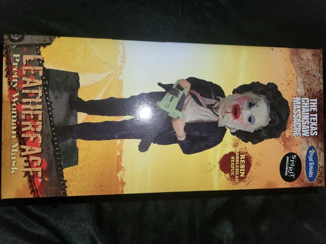RARE2022 The Texas Chainsaw Massacre Leatherface Pretty Woman Mask Royal Bobbles