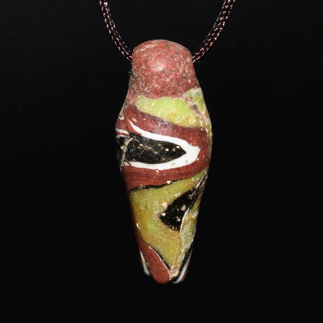 Rare Ancient Roman Mosaic Gabri Glass Pendant Bead Amulet in good Condition