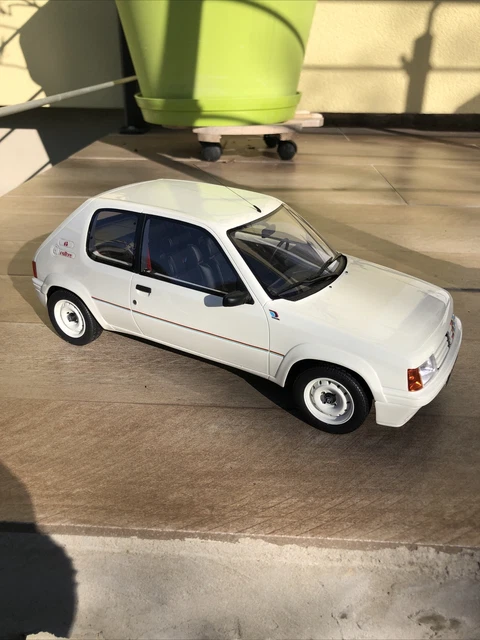 Peugeot 205 T16 Série 200 Winchester Grey 1984 - Ottomobile GO91